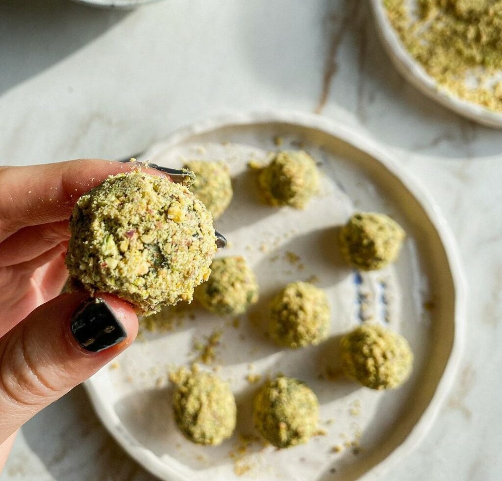 Matcha energijos rutuliukai