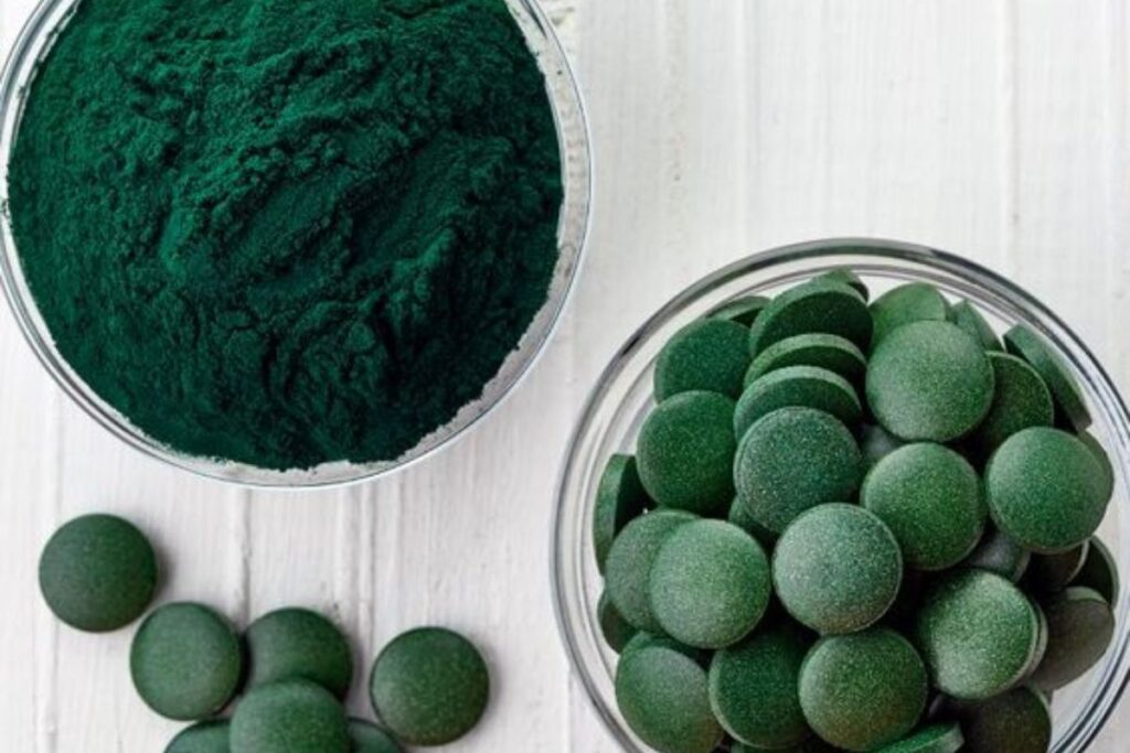 Spirulina – milteliai vs tabletės