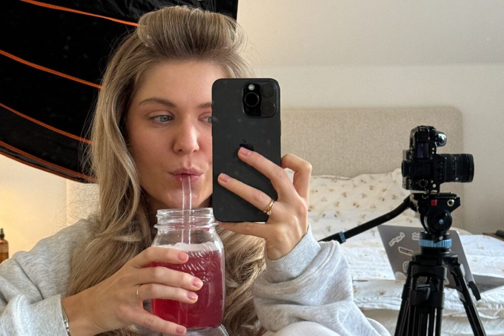 Mergina gerianti vitaminus, padedančius atsiauginti plaukus